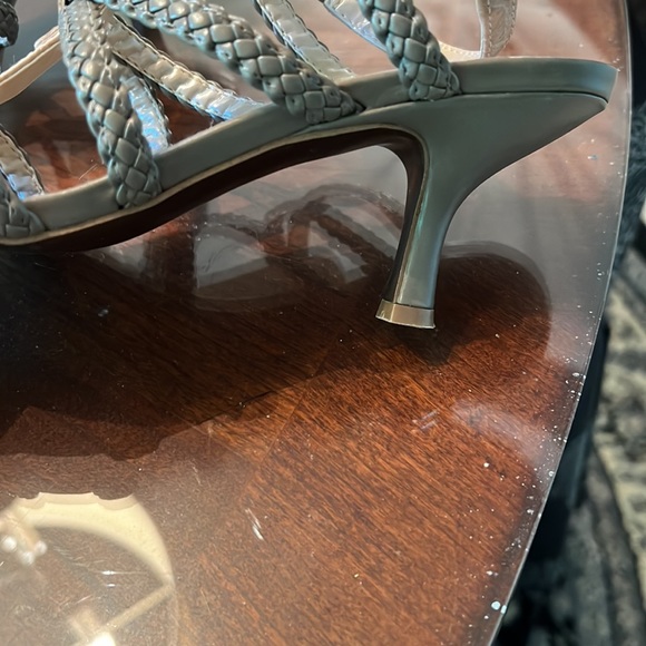 Sandals - Picture 7 of 7